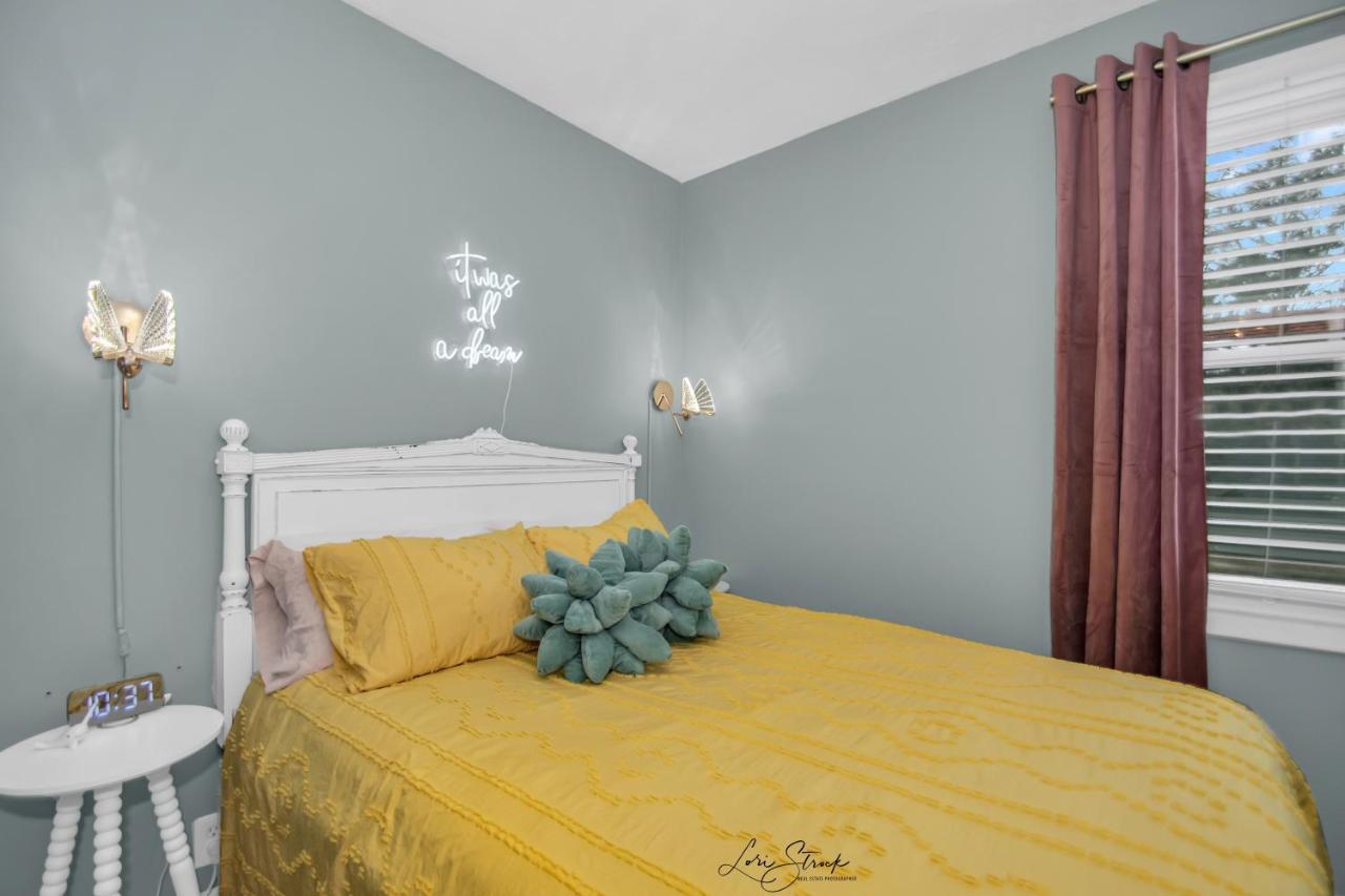 Beachglass Cottage - Family Friendly Kids And Pets Grand Beach Exterior photo